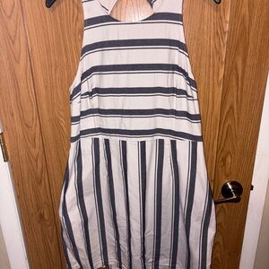 Old Navy Black and White Striped Dress